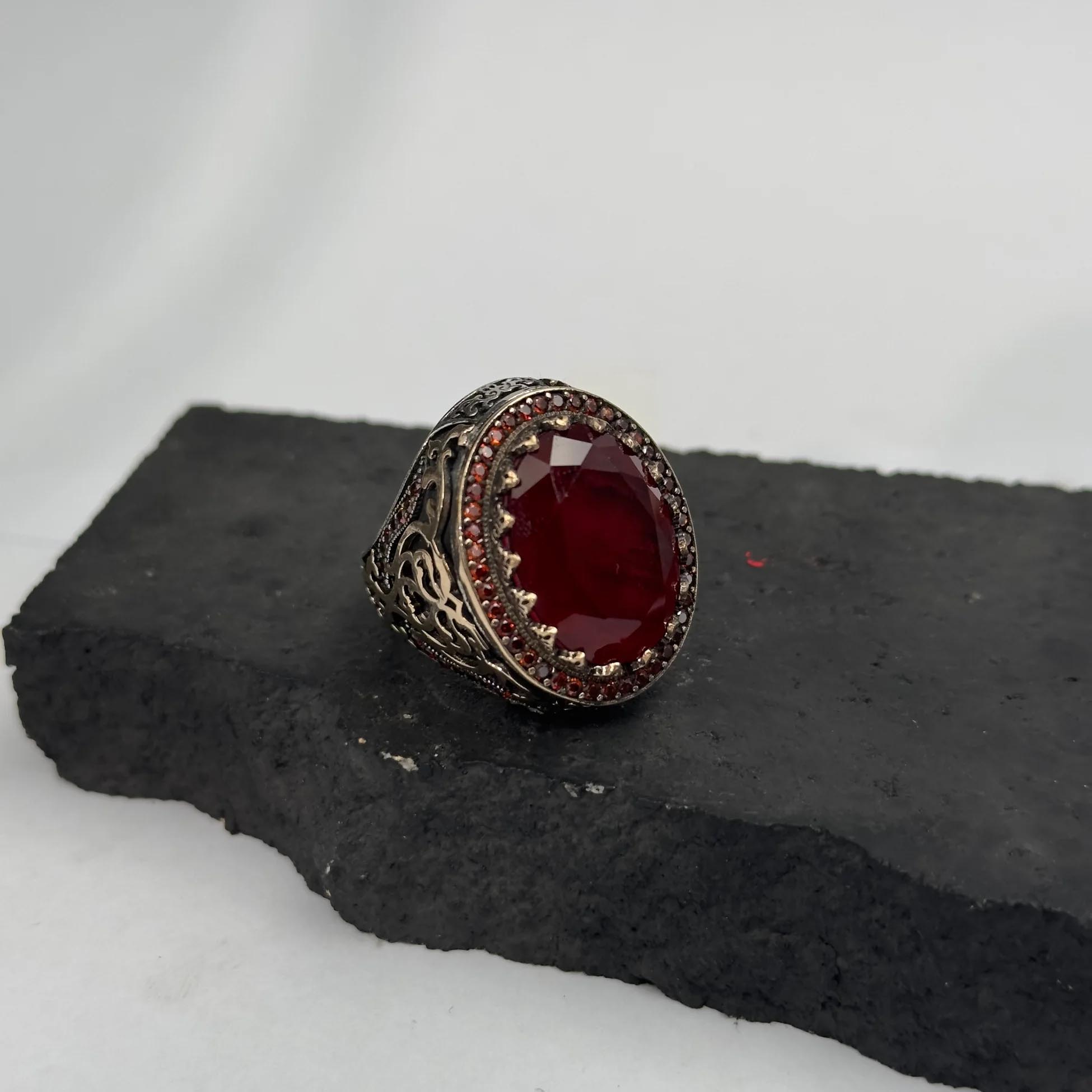 Garnet Kırmızı Paraiba Yüzük